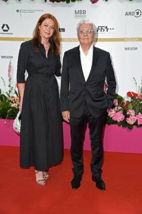 Henry Huebchen mit Tochter Nora Hübchen - DEUTSCHER FILMPREIS 2024 im Theater am Potsdamer Platz am 03.05.2024 - Roter Teppich