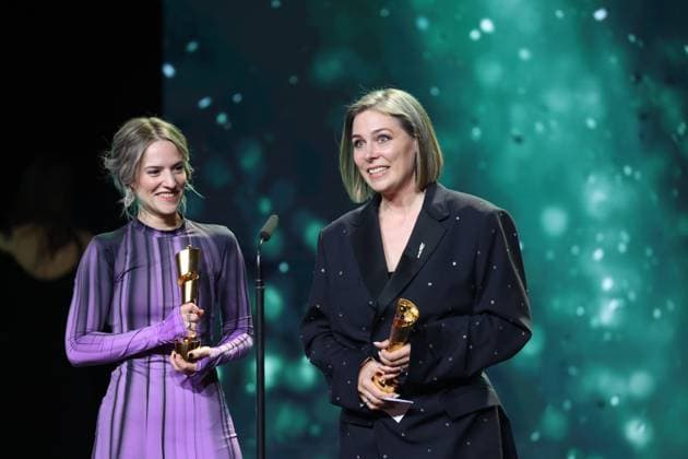 Deutscher Filmpreis 2024 BESTES SZENENBILD Cosima Vellenzer, Anika Klatt Â· DIE THEORIE VON ALLEM bei der Verleihung der Lola - Deutscher Filmpreis 2024 im Theater am Potsdamer Platz in Berlin 03.05.2024 Copyright: xEventpressx