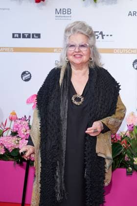Hanna Schygulla bei der Ankunft zur Verleihung Deutscher Filmpreis am 3.05.2024 in Berlin Deutscher Filmpreis 2024 in Berlin