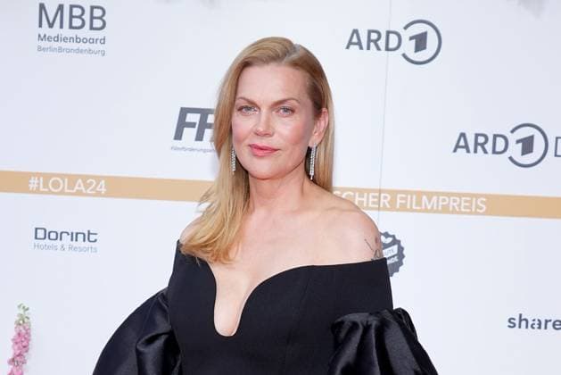 Anna Loos bei der Ankunft zur Verleihung Deutscher Filmpreis am 3.05.2024 in Berlin Deutscher Filmpreis 2024 in Berlin