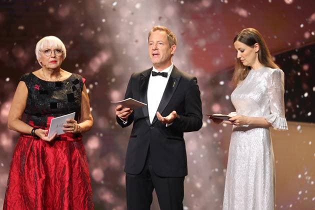 Deutscher Filmpreis 2024 Claudia Roth, Florian Gallenberger, Alexandra Maria Lara bei der Verleihung der Lola - Deutscher Filmpreis 2024 im Theater am Potsdamer Platz in Berlin 03.05.2024 Copyright: xEventpressx