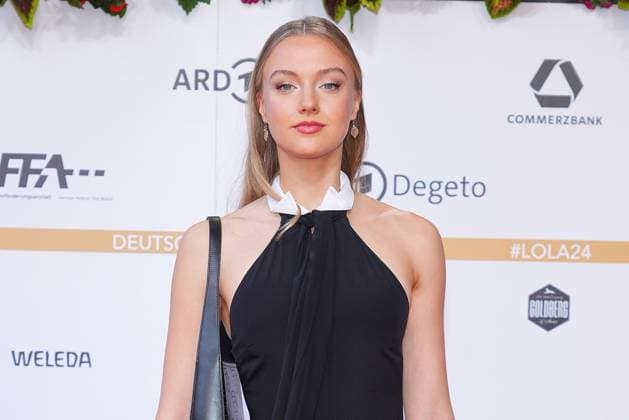 Lilly Krug bei der Ankunft zur Verleihung Deutscher Filmpreis am 3.05.2024 in Berlin Deutscher Filmpreis 2024 in Berlin