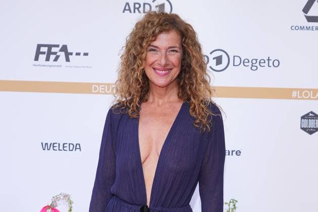 Clelia Sarto bei der Ankunft zur Verleihung Deutscher Filmpreis am 3.05.2024 in Berlin Deutscher Filmpreis 2024 in Berlin