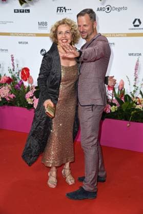 Michaela May, Philipp Hochmair - DEUTSCHER FILMPREIS 2024 im Theater am Potsdamer Platz am 03.05.2024 - Roter Teppich