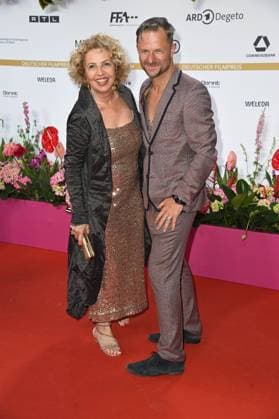 Michaela May, Philipp Hochmair - DEUTSCHER FILMPREIS 2024 im Theater am Potsdamer Platz am 03.05.2024 - Roter Teppich