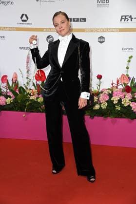 Sonja Gerhardt - DEUTSCHER FILMPREIS 2024 im Theater am Potsdamer Platz am 03.05.2024 - Roter Teppich