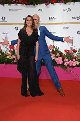 Peter Lohmeyer, Barbara Philipp - DEUTSCHER FILMPREIS 2024 im Theater am Potsdamer Platz am 03.05.2024 - Roter Teppich