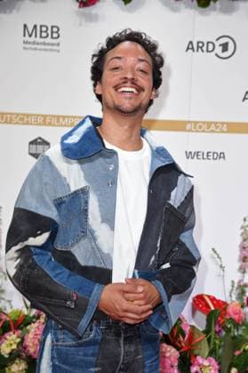 Aurel Mertz - DEUTSCHER FILMPREIS 2024 im Theater am Potsdamer Platz am 03.05.2024 - Roter Teppich