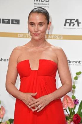 Peri Baumeister - DEUTSCHER FILMPREIS 2024 im Theater am Potsdamer Platz am 03.05.2024 - Roter Teppich