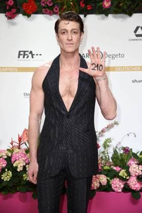 Daniel Donskoy - DEUTSCHER FILMPREIS 2024 im Theater am Potsdamer Platz am 03.05.2024 - Roter Teppich