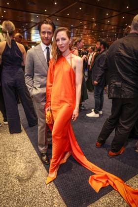 Deutscher Filmpreis 2024 Tom Schilling mit Katharina Schuettler auf der Party bei der Verleihung der Lola - Deutscher Filmpreis 2024 im Theater am Potsdamer Platz in Berlin Datum: 03.05.2024 Copyright: xEventpressx