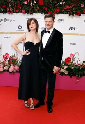 Caroline Rosales, Benjamin Herrmann bei der Verleihung des Deutschen Filmpreises Lola24 im Theater am Potsdamer Platz Berlin.