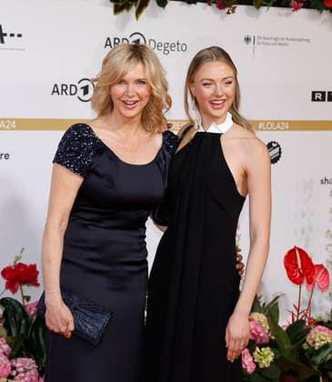 Veronica Ferres mit Tochter Lilly Krug bei der Verleihung des Deutschen Filmpreises Lola24 im Theater am Potsdamer Platz Berlin.