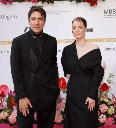 Ilker Catak, Leonie Benesch bei der Verleihung des Deutschen Filmpreises Lola24 im Theater am Potsdamer Platz Berlin.