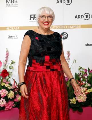 Staatsministerin Claudia Roth bei der Verleihung des Deutschen Filmpreises Lola24 im Theater am Potsdamer Platz Berlin.