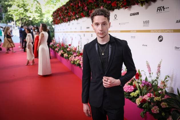 Deutscher Filmpreis 2024 Jonathan Berlin auf dem Roten Teppich bei der Verleihung der Lola - Deutscher Filmpreis 2024 im Theater am Potsdamer Platz in Berlin Datum: 03.05.2024 Copyright: xEventpressx