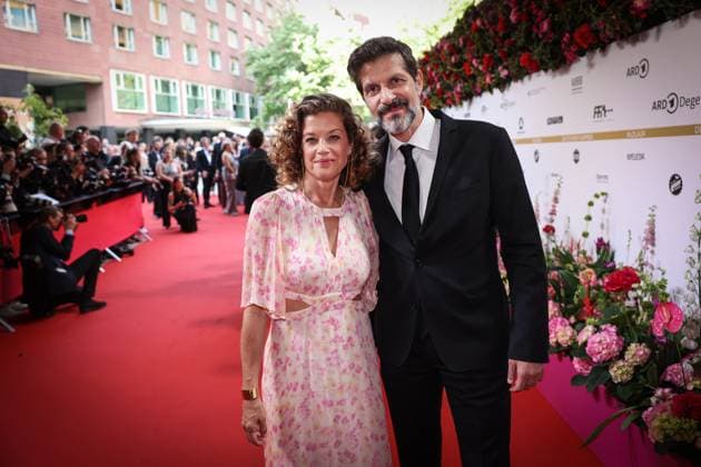 Deutscher Filmpreis 2024 Marie Baeumer und Pasquale Aleardi auf dem Roten Teppich bei der Verleihung der Lola - Deutscher Filmpreis 2024 im Theater am Potsdamer Platz in Berlin Datum: 03.05.2024 Copyright: xEventpressx