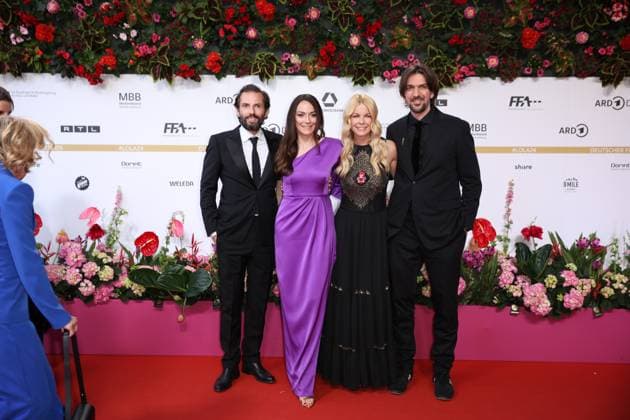 Award - Deutscher Filmpreis 2024 Quirin Berg, Kara Ann Hecker, Tina Kaiser und Max Wiedemann beim Deutschen Filmpreis 2024 im Theater am Potsdamer Platz am 03.05.2024 in Berlin. Copyright: xEventpressxKochanx