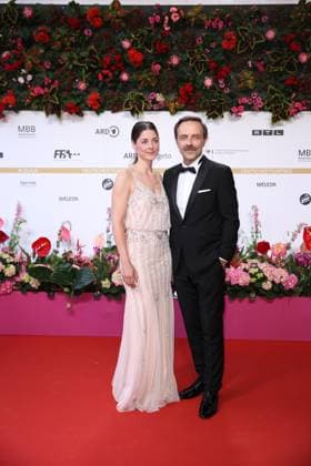 Award - Deutscher Filmpreis 2024 Katharina Nesytowa und Aleksandar Jovanovic beim Deutschen Filmpreis 2024 im Theater am Potsdamer Platz am 03.05.2024 in Berlin. Copyright: xEventpressxKochanx