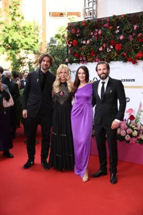 Award - Deutscher Filmpreis 2024 Max Wiedemann, Kara Ann Hecker und Quirin Berg beim Deutschen Filmpreis 2024 im Theater am Potsdamer Platz am 03.05.2024 in Berlin. Copyright: xEventpressxKochanx