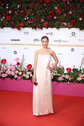 Award - Deutscher Filmpreis 2024 Aylin Tezel beim Deutschen Filmpreis 2024 im Theater am Potsdamer Platz am 03.05.2024 in Berlin. Copyright: xEventpressxKochanx