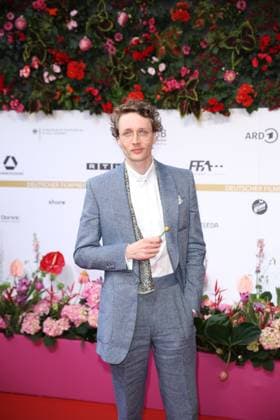 Award - Deutscher Filmpreis 2024 Julius Feldmeier beim Deutschen Filmpreis 2024 im Theater am Potsdamer Platz am 03.05.2024 in Berlin. Copyright: xEventpressxKochanx