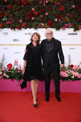 Award - Deutscher Filmpreis 2024 Claudia Halmer und Günther Maria Halmer beim Deutschen Filmpreis 2024 im Theater am Potsdamer Platz am 03.05.2024 in Berlin. Copyright: xEventpressxKochanx
