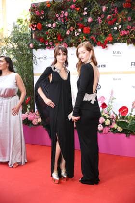 Award - Deutscher Filmpreis 2024 Luise Befort und Pheline Roggan beim Deutschen Filmpreis 2024 im Theater am Potsdamer Platz am 03.05.2024 in Berlin. Copyright: xEventpressxKochanx