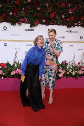 Award - Deutscher Filmpreis 2024 Brigitte Zeh und Rosalie Thomass beim Deutschen Filmpreis 2024 im Theater am Potsdamer Platz am 03.05.2024 in Berlin. Copyright: xEventpressxKochanx