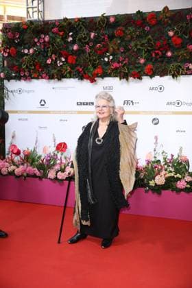Award - Deutscher Filmpreis 2024 Hanna Schygulla beim Deutschen Filmpreis 2024 im Theater am Potsdamer Platz am 03.05.2024 in Berlin. Copyright: xEventpressxKochanx