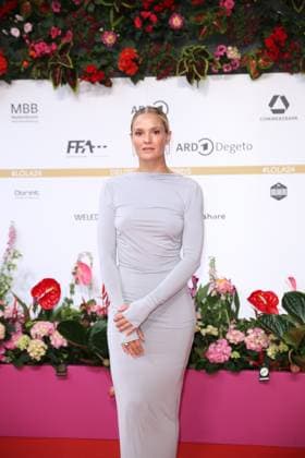 Award - Deutscher Filmpreis 2024 Pia Stutzenstein beim Deutschen Filmpreis 2024 im Theater am Potsdamer Platz am 03.05.2024 in Berlin. Copyright: xEventpressxKochanx
