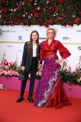 Award - Deutscher Filmpreis 2024 Hannah Schiller und Katja Riemann beim Deutschen Filmpreis 2024 im Theater am Potsdamer Platz am 03.05.2024 in Berlin. Copyright: xEventpressxKochanx