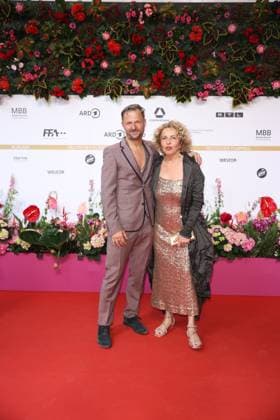Award - Deutscher Filmpreis 2024 Philipp Hochmair und Michaela May beim Deutschen Filmpreis 2024 im Theater am Potsdamer Platz am 03.05.2024 in Berlin. Copyright: xEventpressxKochanx