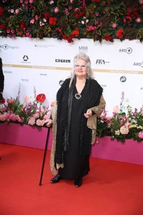Award - Deutscher Filmpreis 2024 Hanna Schygulla beim Deutschen Filmpreis 2024 im Theater am Potsdamer Platz am 03.05.2024 in Berlin. Copyright: xEventpressxKochanx