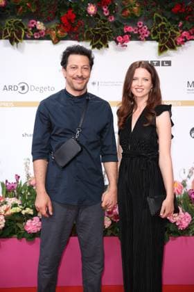 Award - Deutscher Filmpreis 2024 Fahri Yardim und Beatrix Tannert beim Deutschen Filmpreis 2024 im Theater am Potsdamer Platz am 03.05.2024 in Berlin. Copyright: xEventpressxKochanx