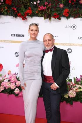 Award - Deutscher Filmpreis 2024 Pia Stutzenstein und ErdoÄüan Atalay beim Deutschen Filmpreis 2024 im Theater am Potsdamer Platz am 03.05.2024 in Berlin. Copyright: xEventpressxKochanx