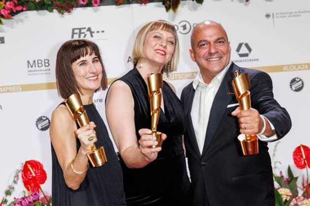 Deutscher Filmpreis 2024 Melanie Andernach, Steffi Niederzoll und Knut Losen beim Deutschen Filmpreis 2024 im Theater am Potsdamer Platz am 03.05.2024 in Berlin. Copyright: xEventpressxKochanx