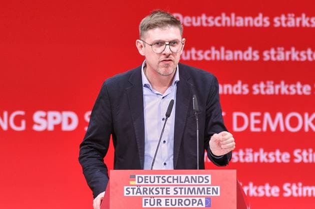 Berlin, Deutschland, 28.01.2024: bcc Berlin Congress Center: Europaparteitag der SPD: Matthias Ecke *** Berlin, Germany, 28 01 2024 bcc Berlin Congress Center European Party Conference of the SPD Matthias Ecke Copyright: xdtsxNachrichtenagenturx dts_35962