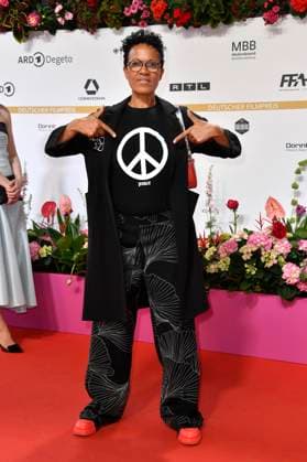 Mo Asumang bei der 74. Verleihung des Deutschen Filmpreises 2024 im Theater am Potsdamer Platz. Berlin, 03.05.2024