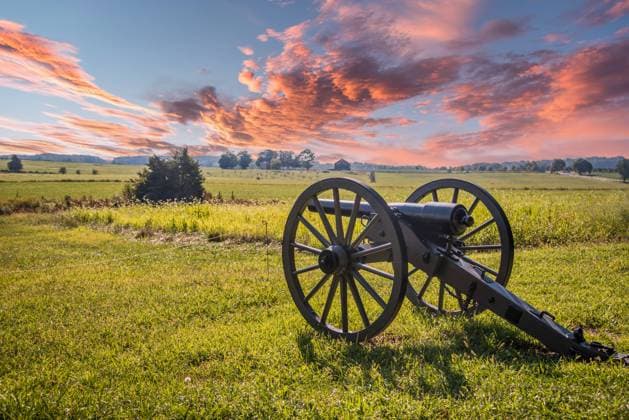 Canon aiming at a battlefield of Gettysburg Canon aiming at a battlefield of Gettysburg, USA Copyright: xZoonar.com imagoDensx 21606962