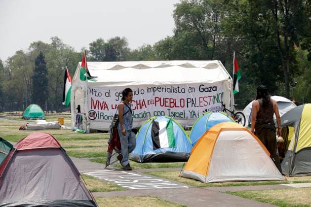 University Students Continue the Pro-Palestine Strike Students from the Universidad Autonoma de Mexico (UNAM), remain on strike in a camp tent installed at esplanade of the University s Rectorate, demanding an end to the genocide against the Palestinian people and the breaking of relations with the State of Israel. on May 6, 2024 in Mexico City, mexico. (Photo by Luis Barron Eyepix Group) Copyright: xLuisxBarronx xEyepixxGroupx LB 20240506P7