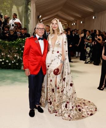 Tommy Hilfiger and Dee Ocleppo arrive on the red carpet at the 2024 Met Gala celebrating Sleeping Beauties: Reawakening Fashion at The Metropolitan Museum of Art on Monday, May 6, 2024 in New York City.  NYP20240506190 JOHNxANGELILLO