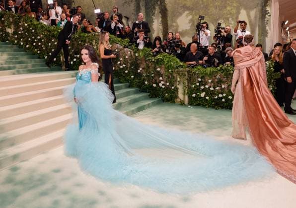 Lea Michele arrives on the red carpet at the 2024 Met Gala celebrating Sleeping Beauties: Reawakening Fashion at The Metropolitan Museum of Art on Monday, May 6, 2024 in New York City.  NYP20240506147 JOHNxANGELILLO