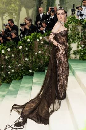 Celebrities attend the 2024 Met Gala Celebrating ?Sleeping Beauties: Reawakening Fashion? at The Metropolitan Museum of Art in New York City Featuring: Emma Chamberlain Where: New York, United States When: 06 May 2024 Credit: Michael Stewart INSTARimages.com EDITORIAL USE ONLY. NOT FOR USE BY NEWSPAPERS BASED IN THE UK. Copyright: xMichaelxStewartx instar53712883