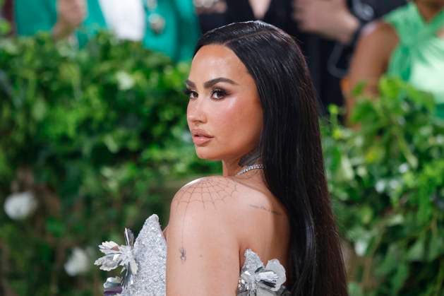 Demi Lovato arrives on the red carpet at the 2024 Met Gala celebrating Sleeping Beauties: Reawakening Fashion at The Metropolitan Museum of Art on Monday, May 6, 2024 in New York City.  NYP20240506568 JOHNxANGELILLO
