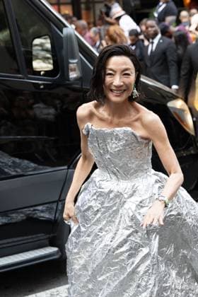 May 6, 2024, New York, New York, USA: Michelle Yeoh at The Mark Hotel before the 2024 Met Gala: Sleeping Beauties: Reawakening Fashion held at the Metropolitan Museum of Art on May 6, 2024 in New York, New York. New York USA - ZUMAc233 20240506_zsp_c233_016 Copyright: xVanessaxCarvalhox