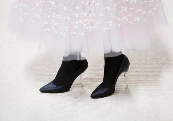 Gracie Abrams arrives on the red carpet at the 2024 Met Gala celebrating Sleeping Beauties: Reawakening Fashion at The Metropolitan Museum of Art on Monday, May 6, 2024 in New York City.  NYP20240506615 JOHNxANGELILLO