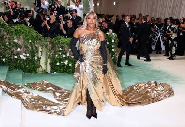 Metropolitan Museum Of Art Costume Institute Gala - NYC Serena Williams attends the Met Gala 2024 Sleeping Beauties: Reawakening Fashion. at The Metropolitan Museum of Art in New York, NY on May 6, 2024. Photo by Charles Guerin ABACAPRESS.COM New York NY United States  Copyright: xGuerinxCharles ABACAx