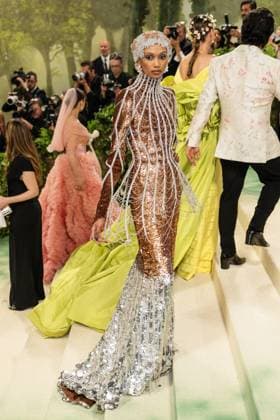 Celebrities attend the 2024 Met Gala Celebrating ?Sleeping Beauties: Reawakening Fashion? at The Metropolitan Museum of Art in New York City Featuring: Ugbad Abdi Where: New York, United States When: 06 May 2024 Credit: Michael Stewart INSTARimages.com EDITORIAL USE ONLY. NOT FOR USE BY NEWSPAPERS BASED IN THE UK. Copyright: xMichaelxStewartx instar53714816