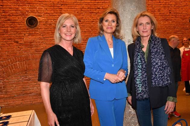 Ulrike Scharf, Anouscha Horn und Dr. Maria Furtwängler Verleihung der Bayerischen Staatsmedaille für soziale Verdienste 2024 Heilige Hofkirche München 07. Mai 2024